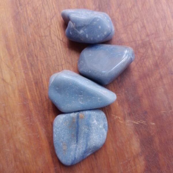 Quartzo Azul Rolado G