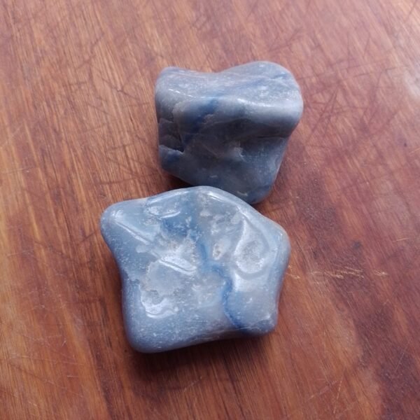 Quartzo Azul Rolado GG