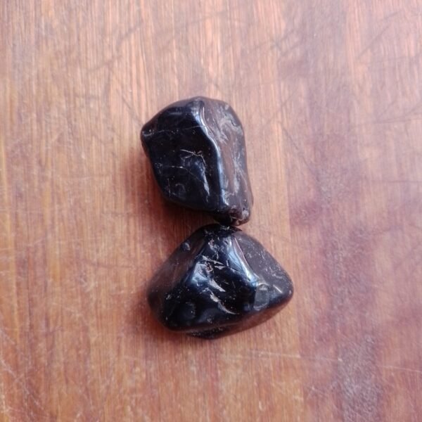 Ônix Preta Rolada M