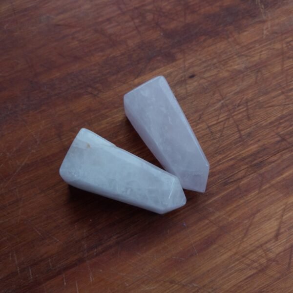 Obelisco de Quartzo Rosa M